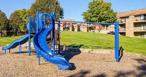 The Woods of Burnsville | Burnsville, MN