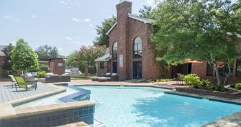 Pool Versailles Apartments in Plano For Rent - Photo Gallery 24