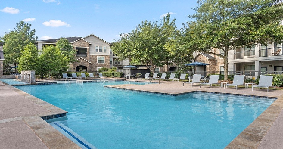 Discovery at Mandolin Apartment Homes | Houston, TX