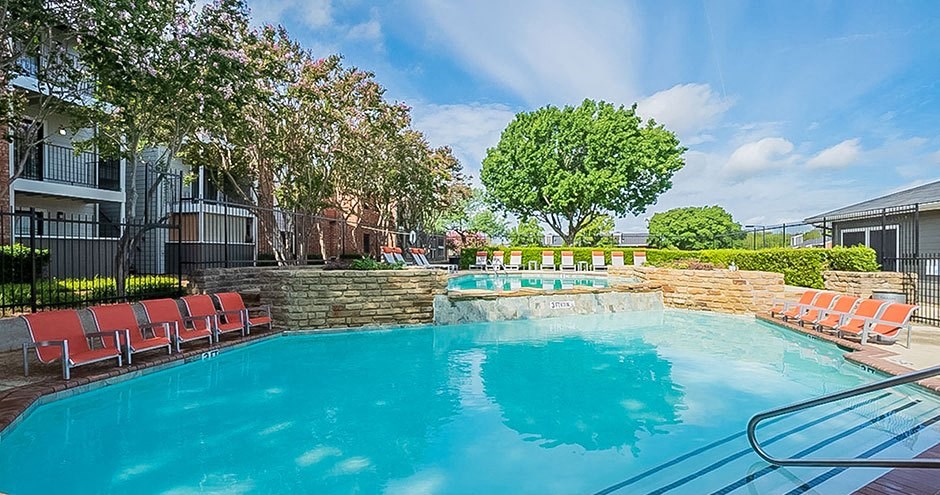 The Landings at Northgate Apartments | Irving, TX