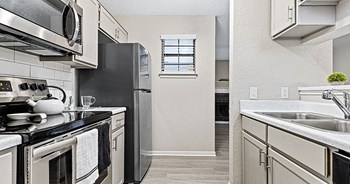 Promenade at Valley Ridge | Irving, TX - Photo Gallery 3