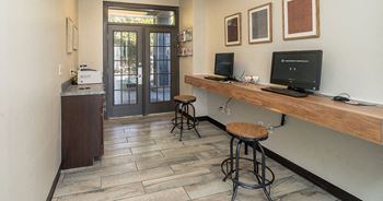 Radbourne Lake Apartments | Charlotte, NC