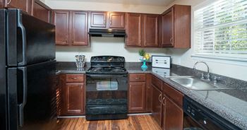 Radbourne Lake Apartments | Charlotte, NC