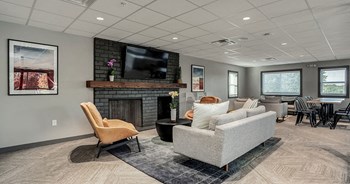 12000 W 77th Ter 1-2 Beds Apartment for Rent - Photo Gallery 4