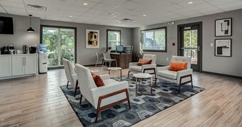 12000 W 77th Ter 1-2 Beds Apartment for Rent - Photo Gallery 6