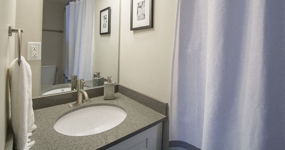 The Scott at East Village | Downtown Des Moines, IA