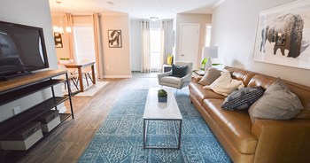 2075 Powers Ferry Rd SE 1-3 Beds Apartment for Rent - Photo Gallery 4