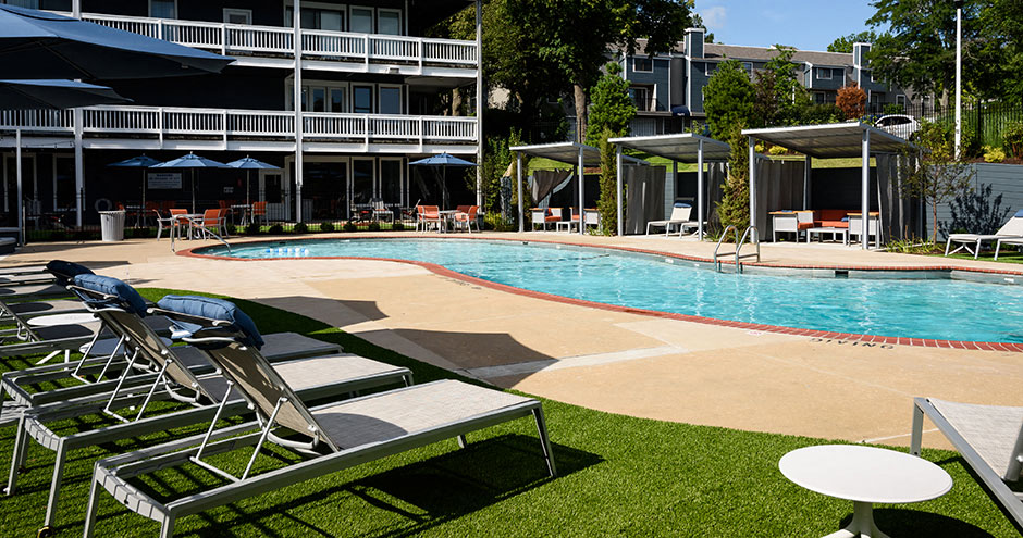 Schoettler Village Apartments | Chesterfield, MO