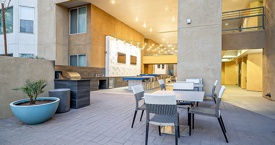 Skywater At Town Lake Apartments