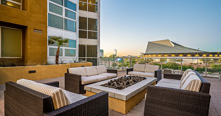 Skywater At Town Lake Apartments