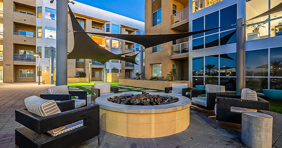 Skywater At Town Lake Apartments