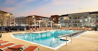 SouthLawn Lawrenceville Resort- Style Pool