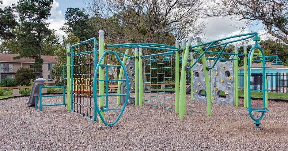 Sparrows Point Townhomes & Apartments | Virginia Beach, VA