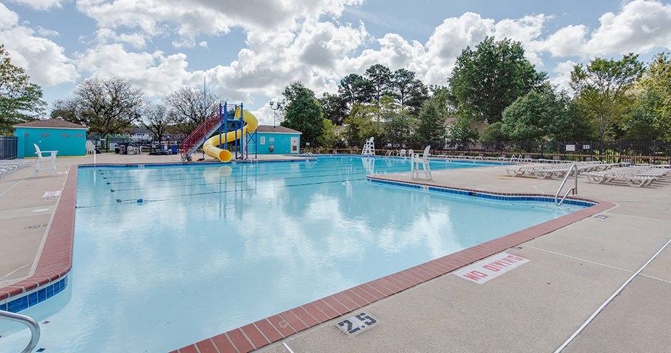 Sparrows Point Townhomes & Apartments | Virginia Beach, VA