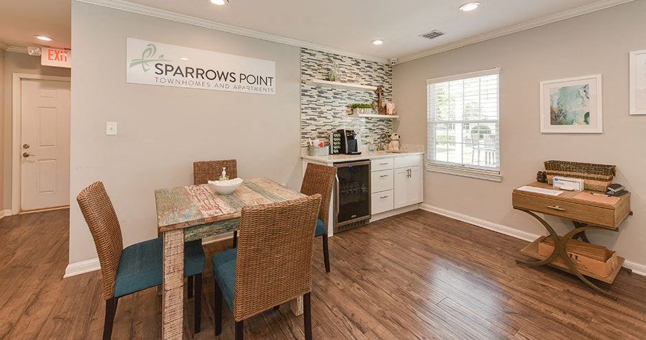 Sparrows Point Townhomes & Apartments | Virginia Beach, VA