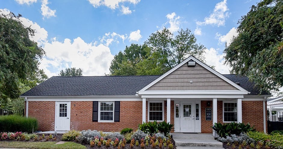 Sparrows Point Townhomes & Apartments | Virginia Beach, VA