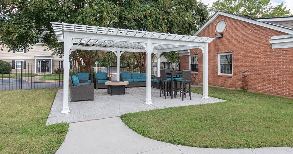 Sparrows Point Townhomes & Apartments | Virginia Beach, VA