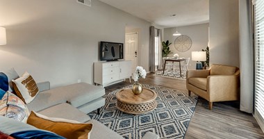 3900 Centreport Dr 1-2 Beds Apartment for Rent
