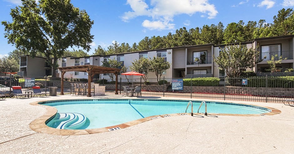 Granada Apartment Homes | Tyler, TX