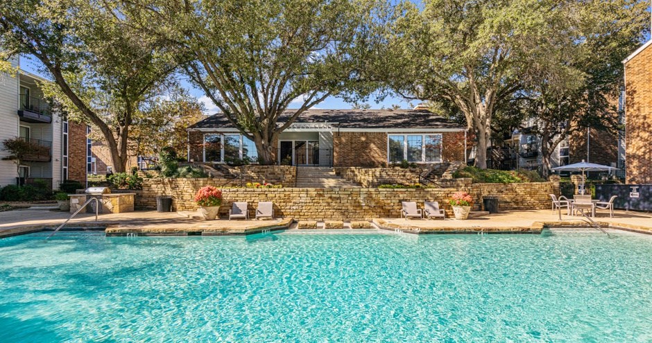 The Ridge on 161 | Irving, TX