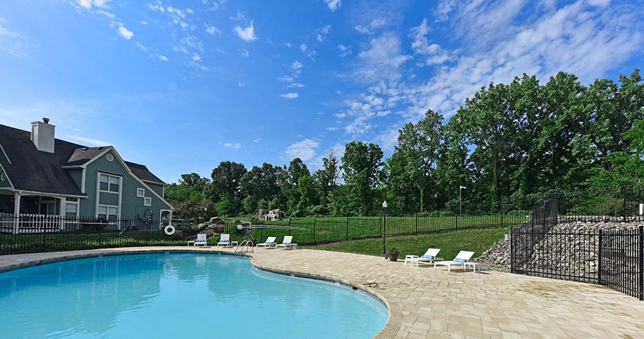 Island Club Apartment Homes