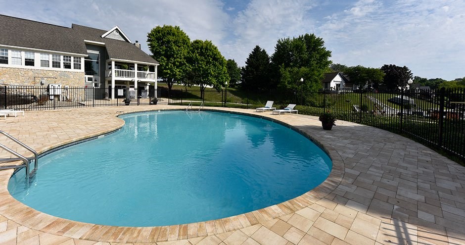 Island Club Apartment Homes