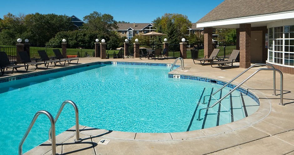 Meridian Pointe | Burnsville, MN