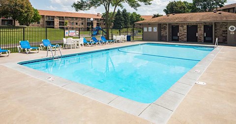 The Woods of Burnsville | Burnsville, MN