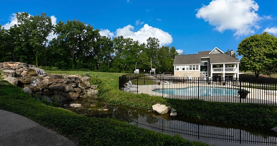 Island Club Apartment Homes