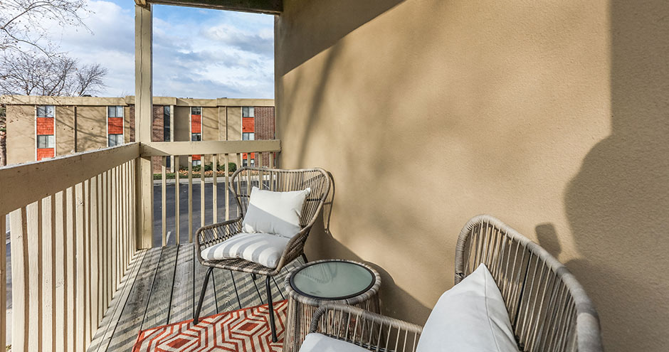 The Meadows Apartments | Lenexa, KS