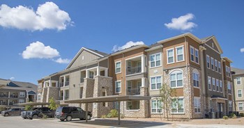 110 Pavilion Pkwy 1-3 Beds Apartment for Rent - Photo Gallery 2
