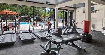 4006 Sabal Park Dr 1-2 Beds Apartment for Rent - Photo Gallery 17