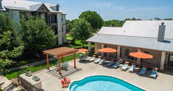 The Woodland Swimming Pool, Boerne, Texas - Photo Gallery 8