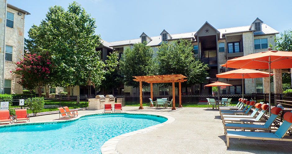 The Woodland Swimming Pool, Boerne, Texas