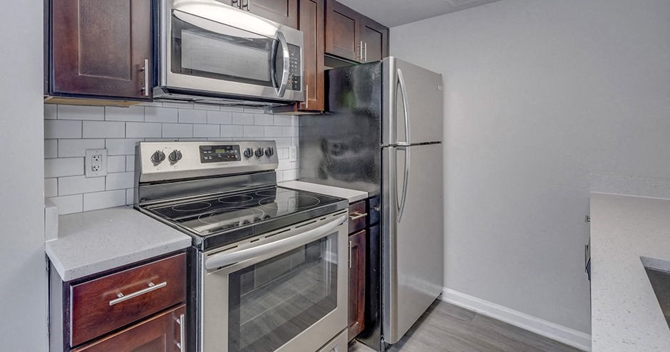 Sparrows Point Townhomes & Apartments | Virginia Beach, VA