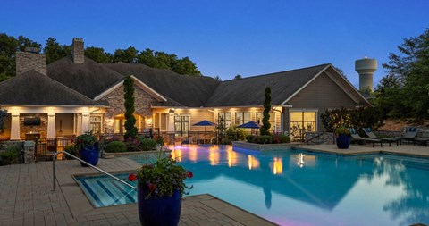 Clairborne Crossing Apartments | Louisville, KY