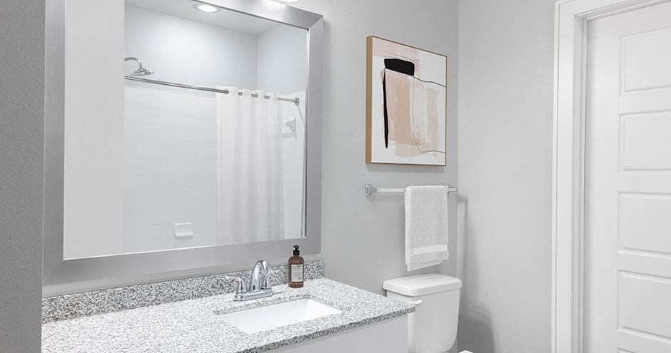 Vale at Overland Park | Overland Park, KS