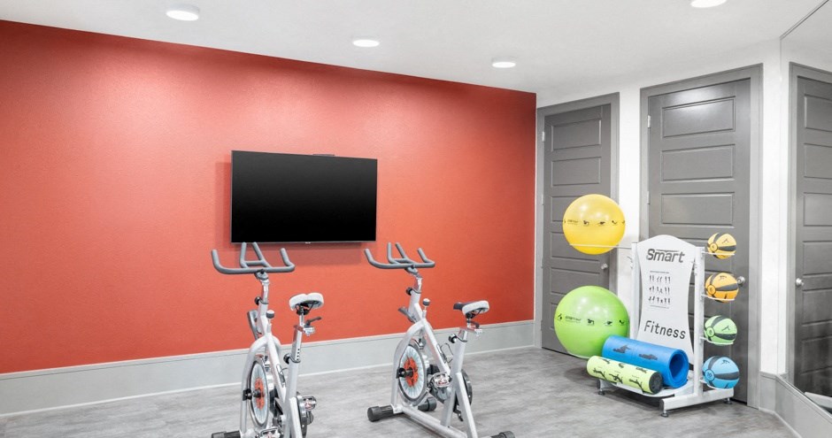 Vale at Overland Park | Overland Park, KS