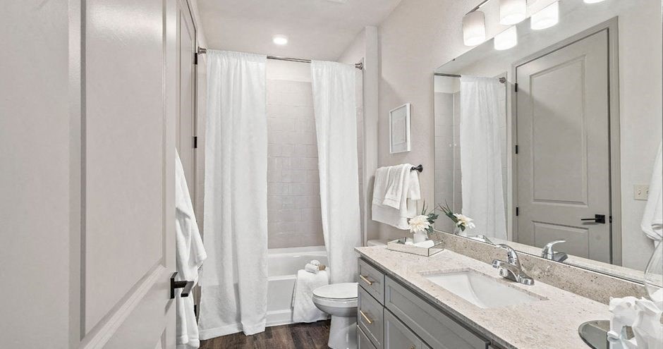 Villas at Ridgeview Falls| Olathe, KS