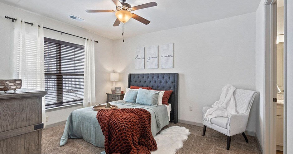 Villas at Ridgeview Falls| Olathe, KS