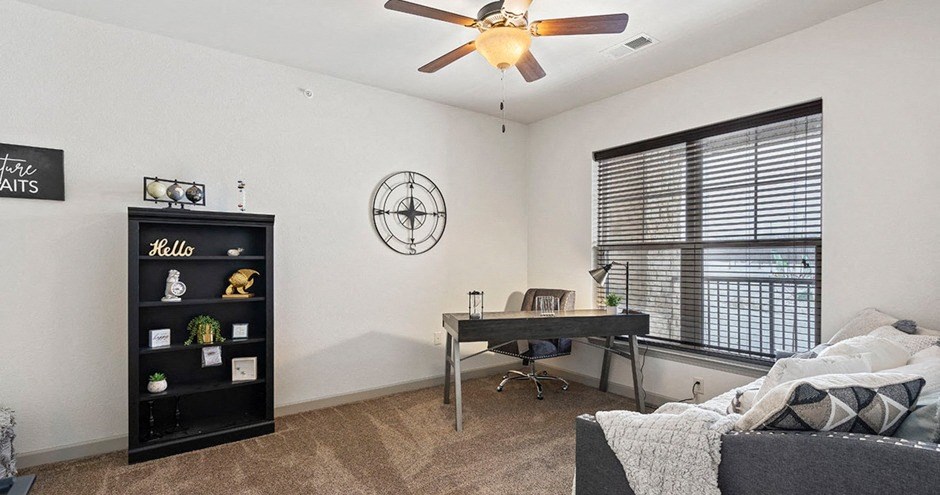 Villas at Ridgeview Falls| Olathe, KS