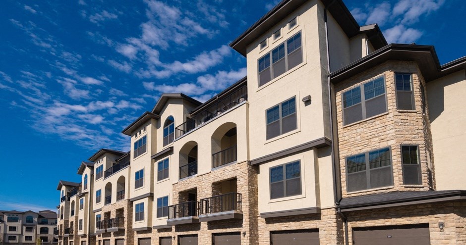 Villas at Ridgeview Falls| Olathe, KS