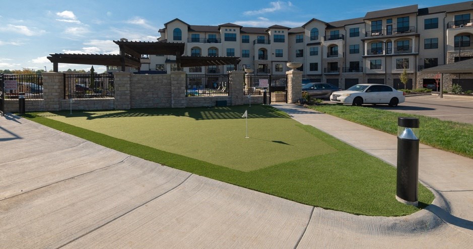 Villas at Ridgeview Falls| Olathe, KS