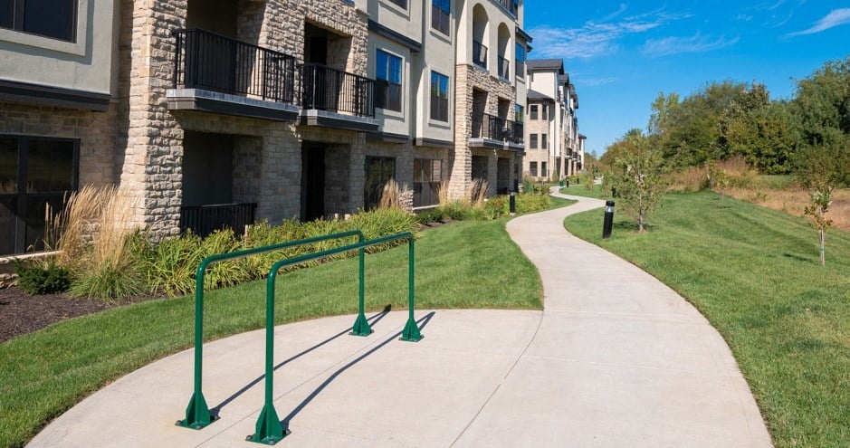 Villas at Ridgeview Falls| Olathe, KS