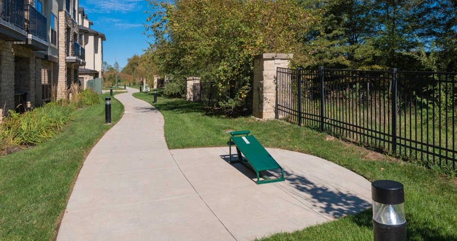 Villas at Ridgeview Falls| Olathe, KS