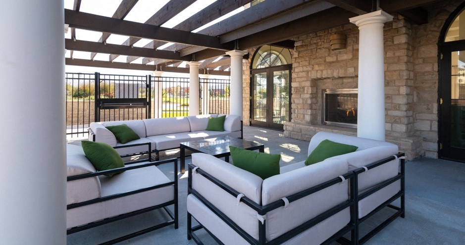 Villas at Ridgeview Falls| Olathe, KS