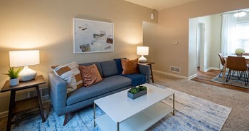 Wakonda Village & Manor | Des Moines, IA - Photo Gallery 6