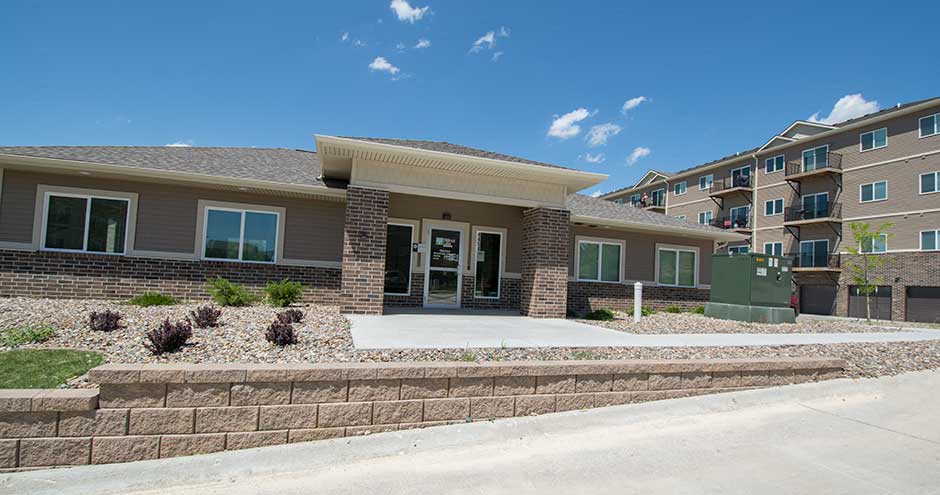 Clubhouse | Walnut Lake | Urbandale, IA