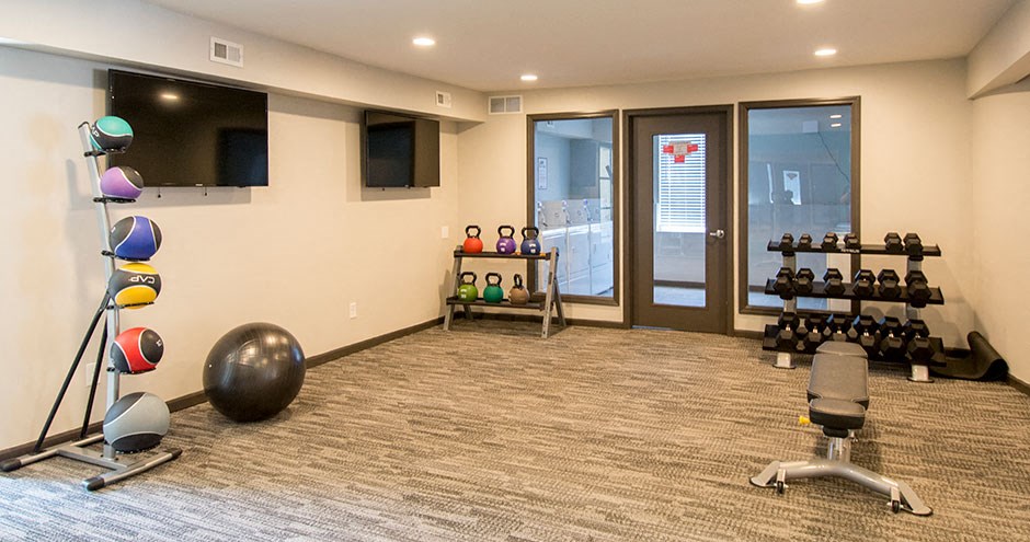 Weston Park | Des Moines, IA  | Fitness Center