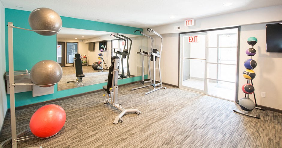 Weston Park | Des Moines, IA  | Fitness Center